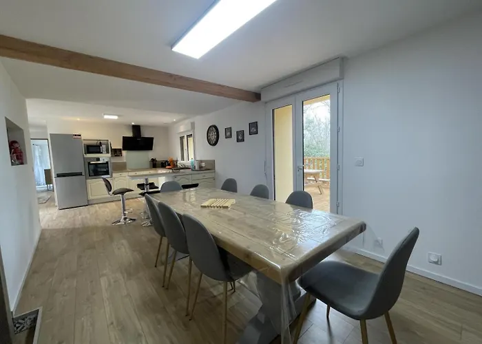 Дом отдыха Escale En Pyrenees Lasseube